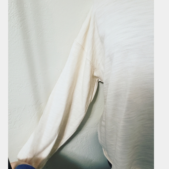 Universal Thread Sweater - Picture 3 of 6